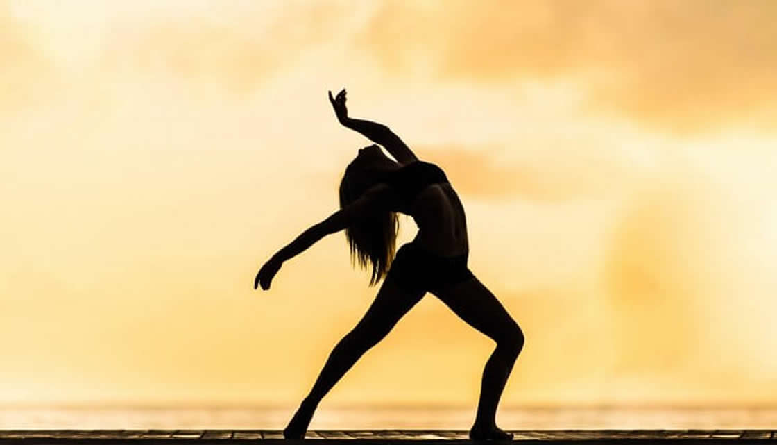 Dragonfly Paddle Yoga