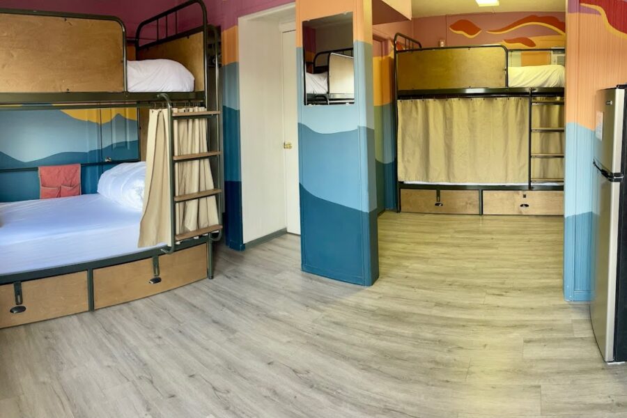 Bunk beds in Pikes Peak room
