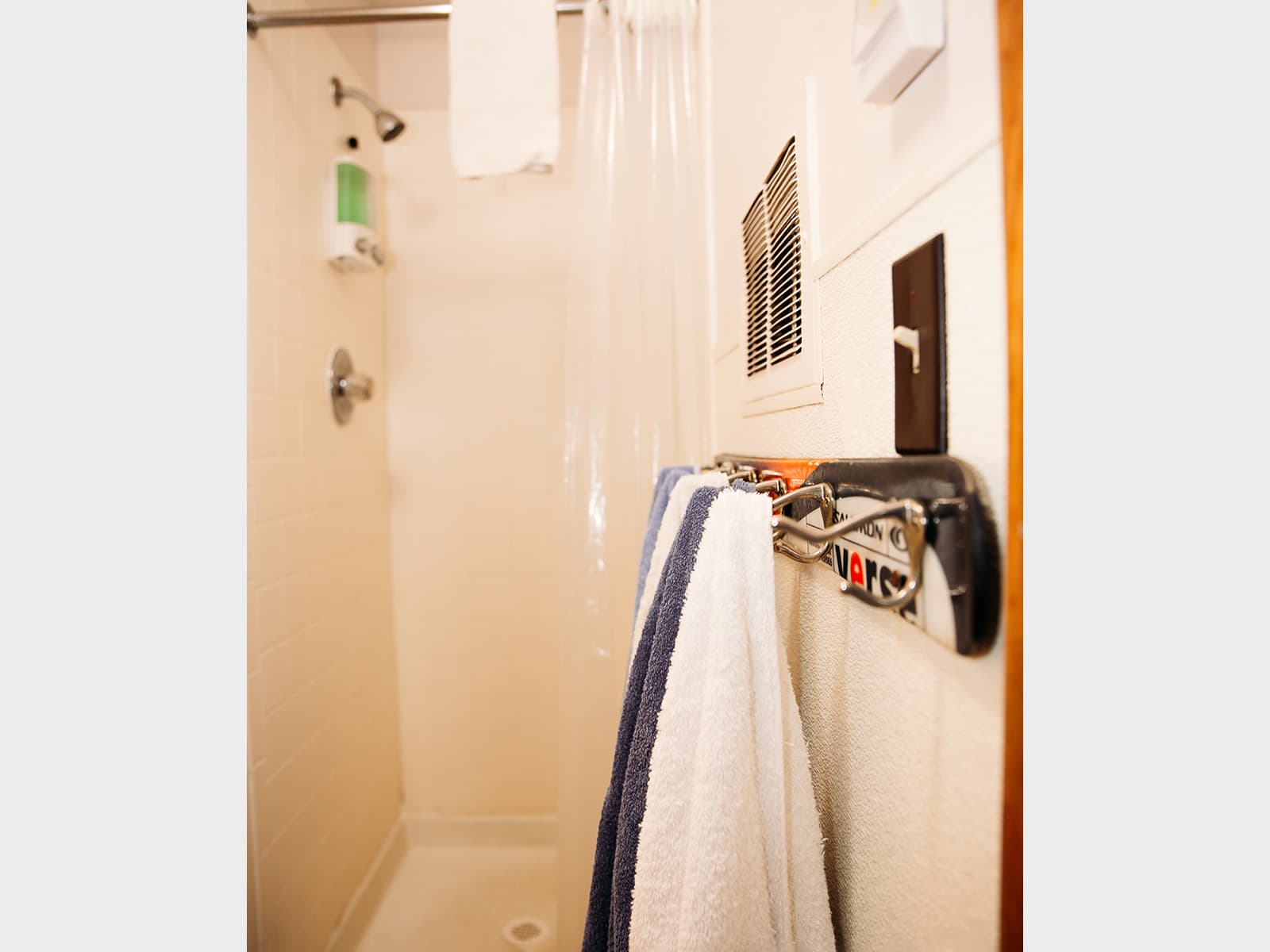 Mens dorm - Shower at our Colorado Springs hostel