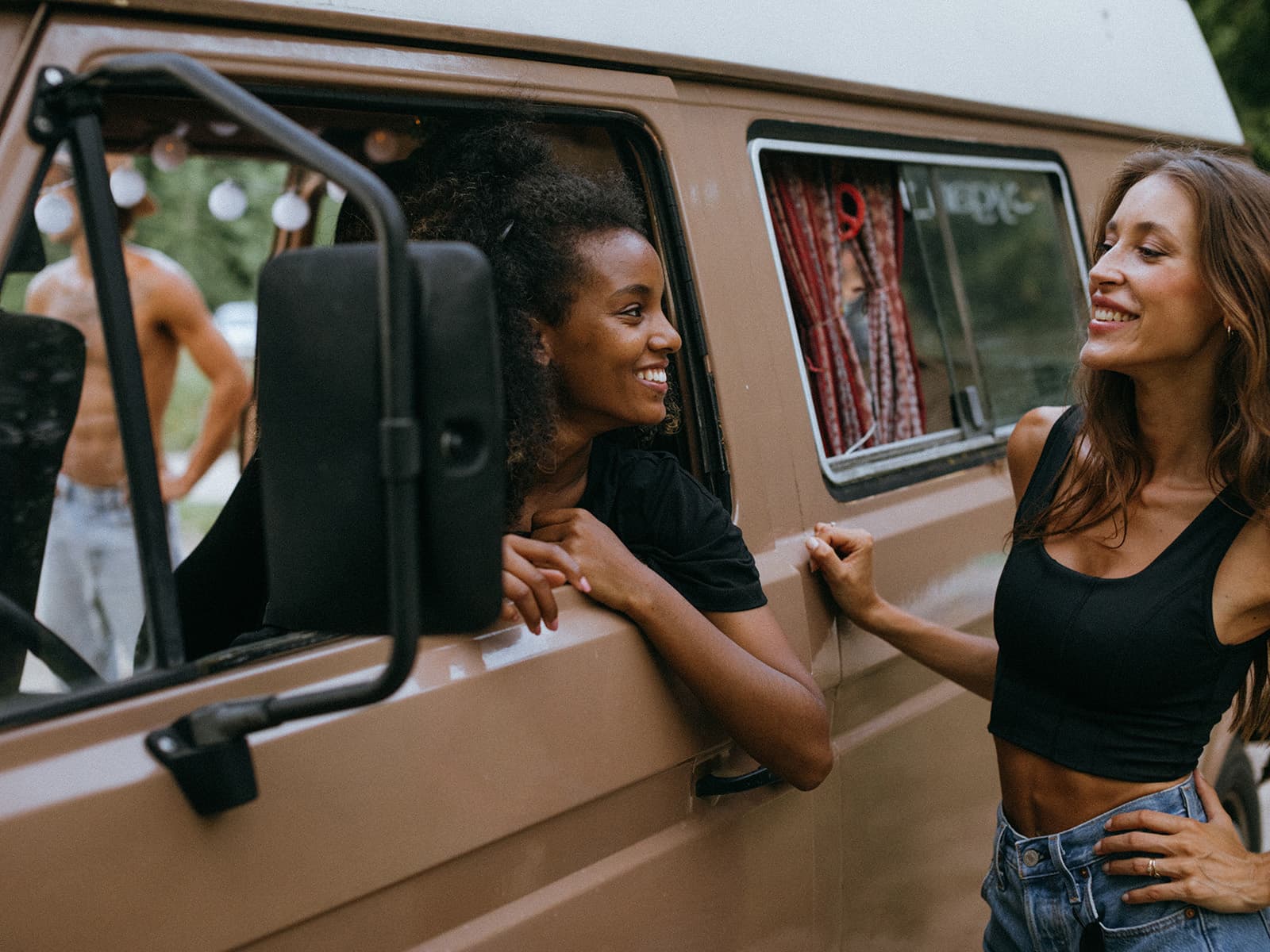 Glamping Colorado Springs, camper van parking near Garden of the Gods
