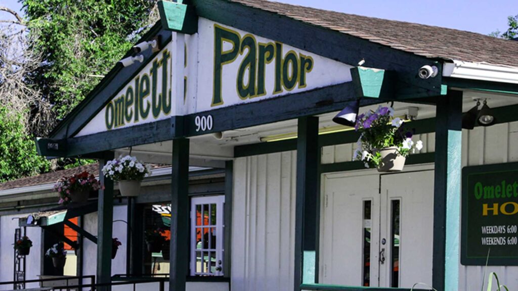 omelet Parlor outside view