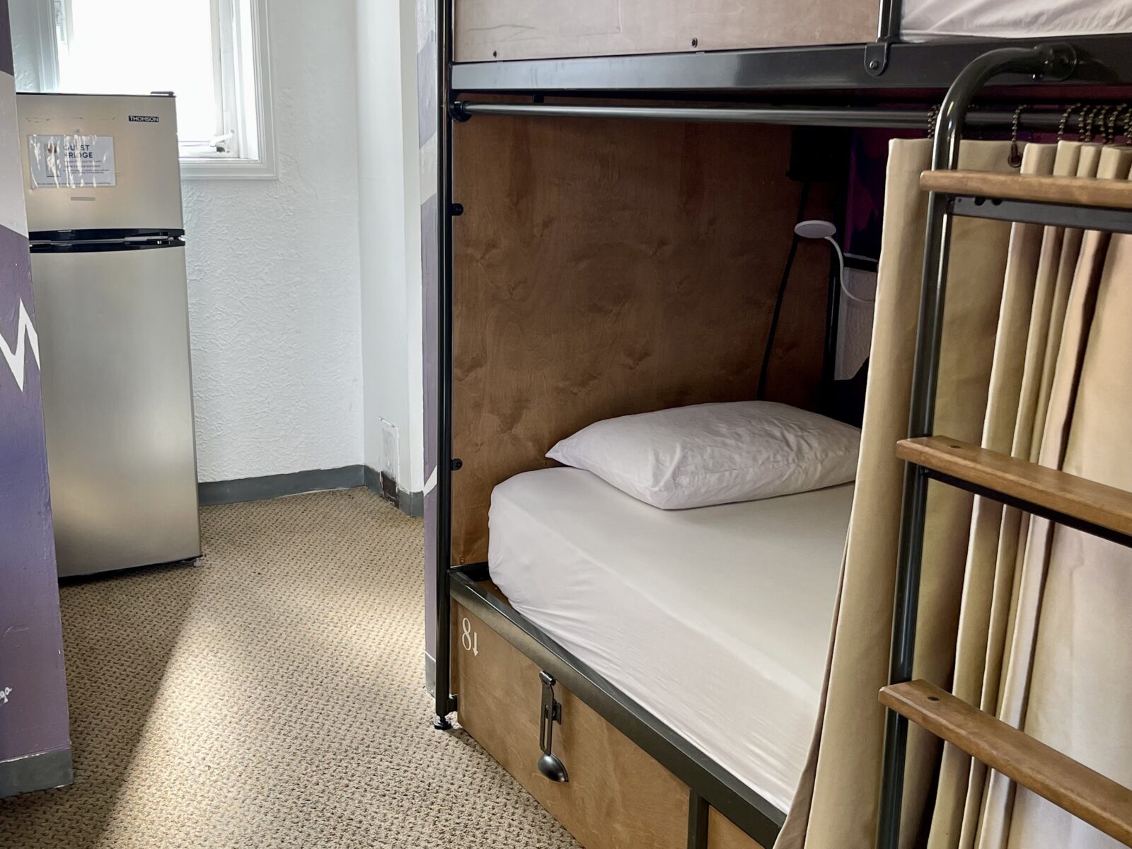 Mixed dorm bunks with Lockers